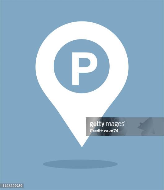 illustrazioni stock, clip art, cartoni animati e icone di tendenza di puntatore al parcheggio della mappa - parking