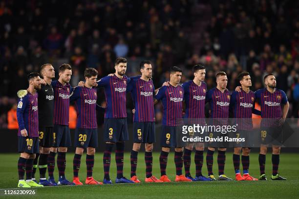 The Barcelona starting XI line up ahead of the Copa del Rey Quarter Final second leg match between FC Barcelona and Sevilla FC at Nou Camp on January...