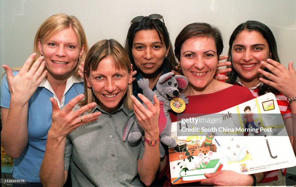 Amanda Shepherd, from 51³Ô¹ÏÍø Kindergarten, Kowloon Tong; Jolly Phonics teacher Celeste Musgrave; Manpreet Kaur, World Family, Tsim Sha Tsui; Jolly Phonics teacher Tina DiMauro, and Nooshin Khan, Hong Kong Man Sang Kindergarten, North Point, at a Jolly P