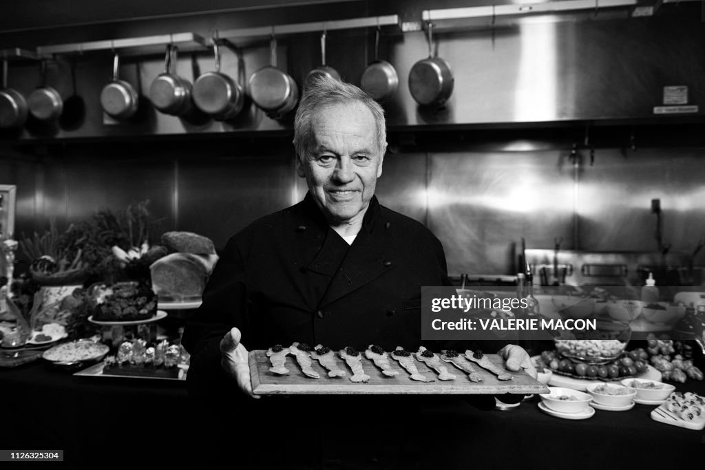 US-ENTERTAINMENT-OSCARS-CELEBRITY-GASTRONOMY-AUSTRIA-AWARD-BLACK AND WHITE
