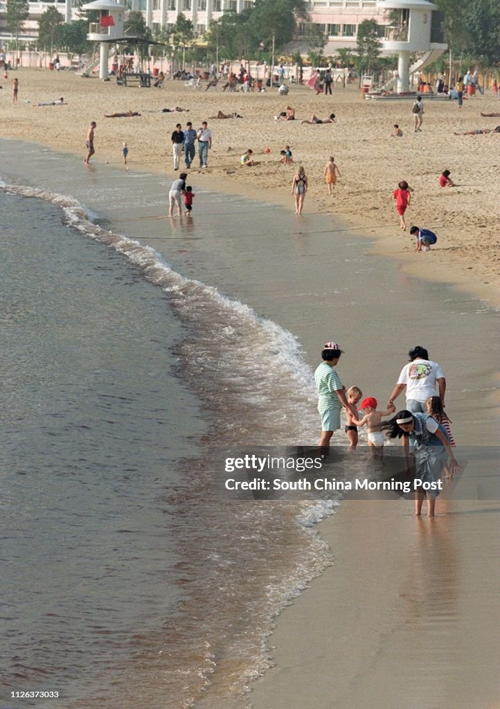 Red Tide hits at Repulse Bay Beach. scmp/dw
