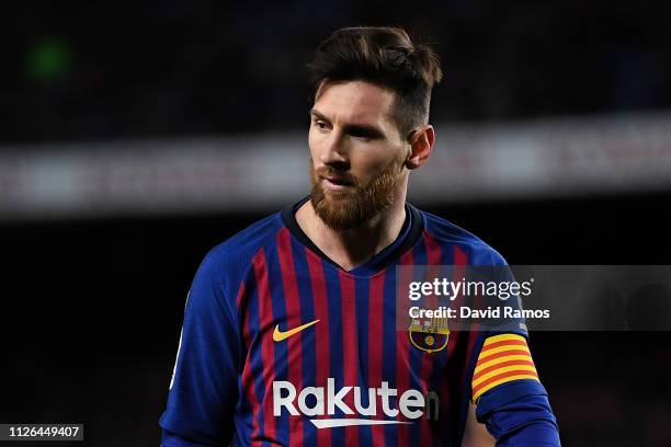 Lionel Messi of FC Barcelona looks on during the Copa del Quarter Final match between FC Barcelona and Sevilla FC at Nou Camp on January 30, 2019 in...