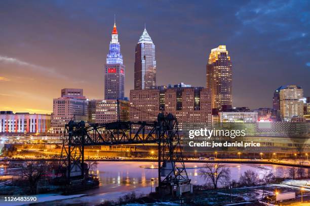 sunset, cleveland, ohio, america - cleveland fotografías e imágenes de stock