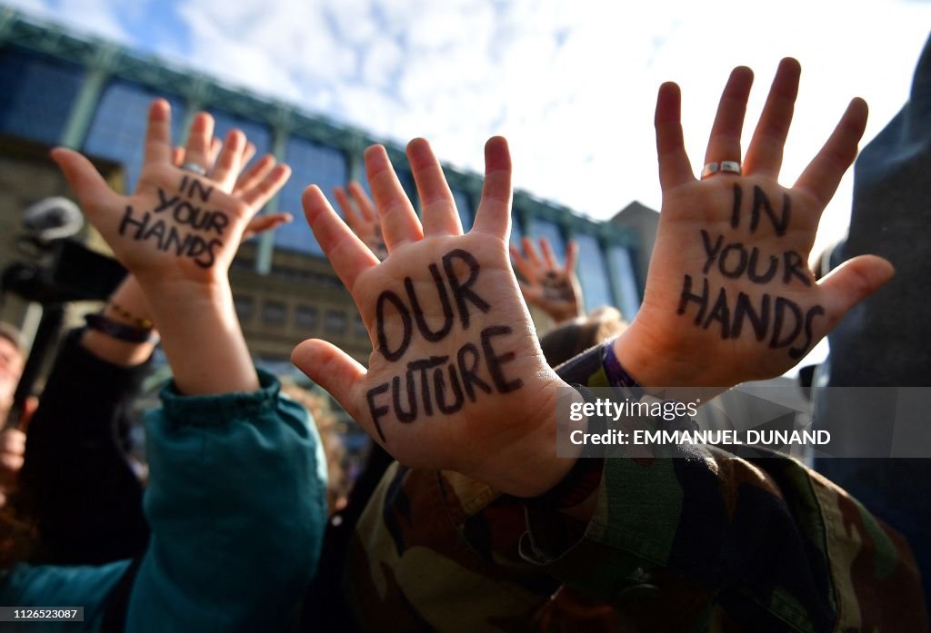 TOPSHOT-BELGIUM-EU-CLIMATE-ENVIRONMENT-DEMO