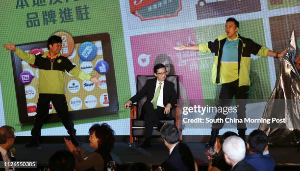 Jw Ricky 324 Ricky Wong Wai Kay Stock Photos, High-Res Pictures, and Images ...