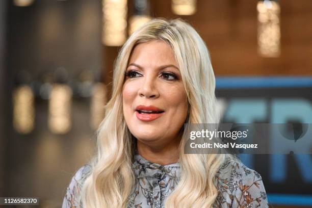 Tori Spelling visits "Extra" at Universal Studios Hollywood on January 31, 2019 in Universal City, California.