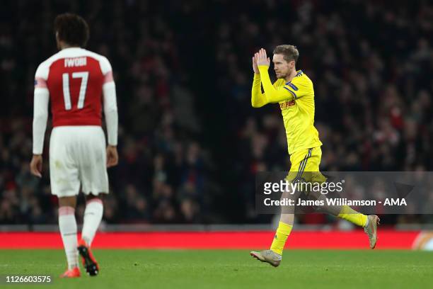 Alexander Hleb of Bate Borisov comes on as a substitute on his return to Arsenal during the UEFA Europa League Round of 32 Second Leg match between...