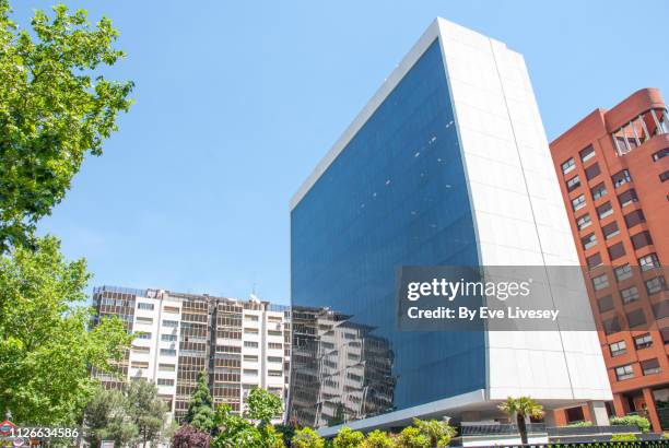 Rectangular Building Side View Side View Building Exterior Photos and Premium High Res Pictures ...