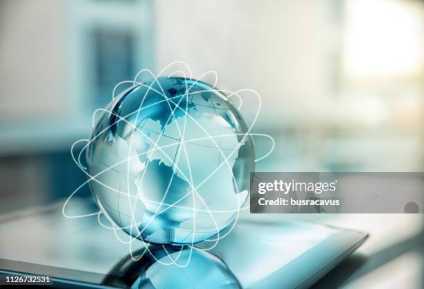 global transactions with the internet - global business concept stock pictures, royalty-free photos & images