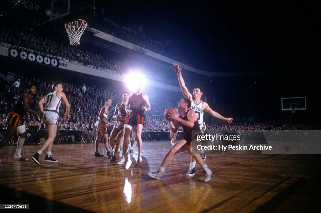 Rochester Royals v New York Knicks