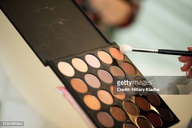 neutral colored makeup palette - palette stock pictures, royalty-free photos & images