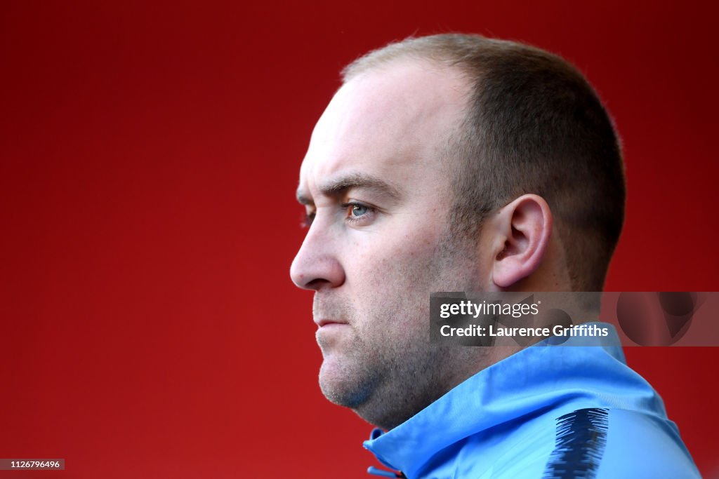 Arsenal v Manchester City Women - FA Women's Continental League Cup Final