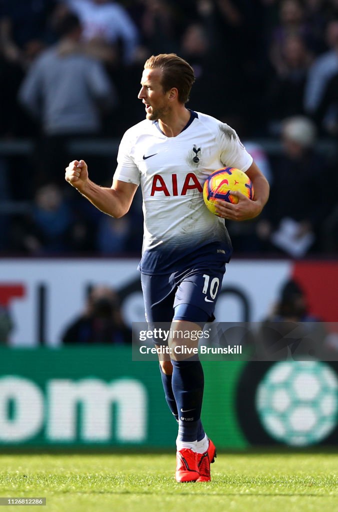 Burnley FC v Tottenham Hotspur - Premier League