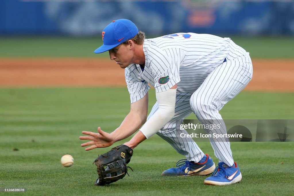 COLLEGE BASEBALL: FEB 22 Miami at Florida