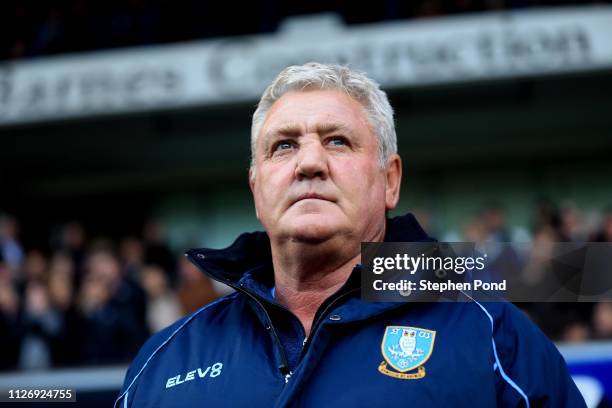 Sheffield Wednesday Manager Steve Bruce during the Sky Bet Championship match between Ipswich Town and Sheffield Wednesday at Portman Road on...