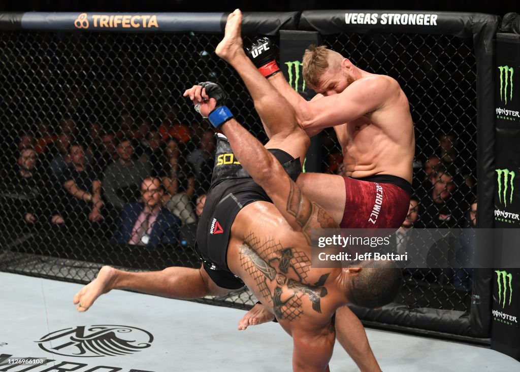 UFC Fight Night: Blachowicz v Santos