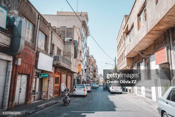 street scene in tehran, iran - tehran fotografías e imágenes de stock