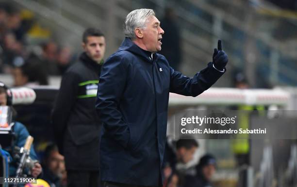 Carlo Ancelotti head coach of SSC Napoli issues instructions to his players during the Serie A match between Parma Calcio and SSC Napoli at Stadio...