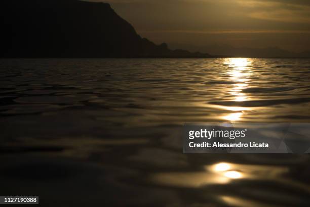 summer sea at sunset - clima tropicale stock pictures, royalty-free photos & images