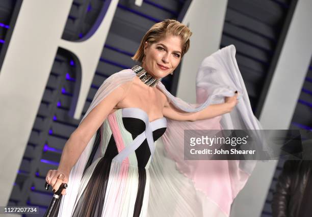 Selma Blair attends the 2019 Vanity Fair Oscar Party hosted by Radhika Jones at Wallis Annenberg Center for the Performing Arts on February 24, 2019...