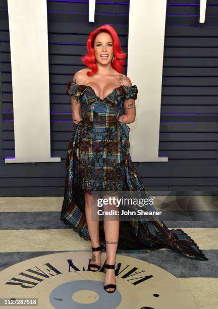 Halsey attends the 2019 Vanity Fair Oscar Party hosted by Radhika Jones at Wallis Annenberg Center for the Performing Arts on February 24, 2019 in...