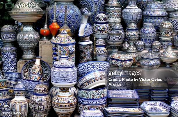 traditional ceramics and pottery of fes, morocco - ceramics fez stock-fotos und bilder
