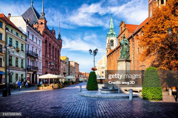 altstadt von torun, polen - toruń polen stock-fotos und bilder