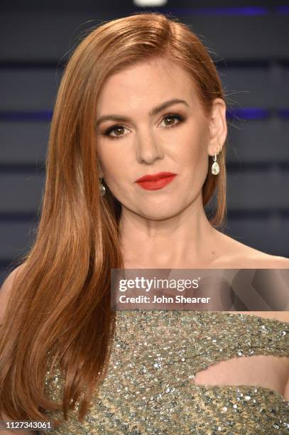 Isla Fisher attends the 2019 Vanity Fair Oscar Party hosted by Radhika Jones at Wallis Annenberg Center for the Performing Arts on February 24, 2019...