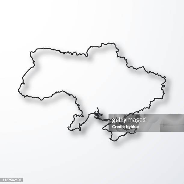 illustrazioni stock, clip art, cartoni animati e icone di tendenza di mappa ucraina - contorno nero con ombra su sfondo bianco - kiev