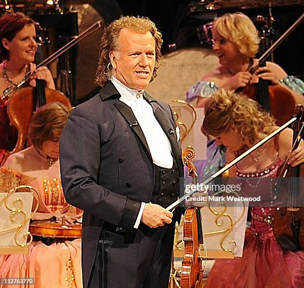 Andre Rieu Gallery Andre Rieu Photos and Premium High Res Pictures - Getty Images