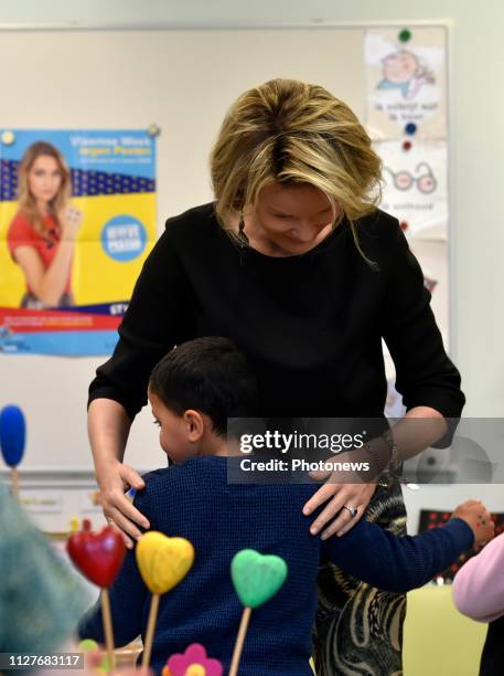 Mechelen, Belgium February, 27 2018 - Bezoek van de Koningin aan de Vrije Basisschool Sint-Jozef Coloma in Mechelen, in het kader van de Vlaamse Week...