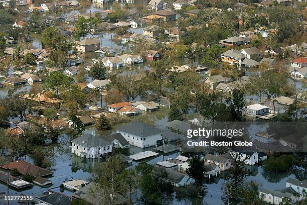 Aerial views of New Orleans on Thursday afternoon and evening, September 8, 2005. The first objective of electrical infrastructure reconstruction,...