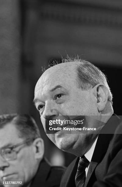 Devon Rusk Dean Rusk au Sénat américain, à Washington, Etats-Unis, le 14 mars ...