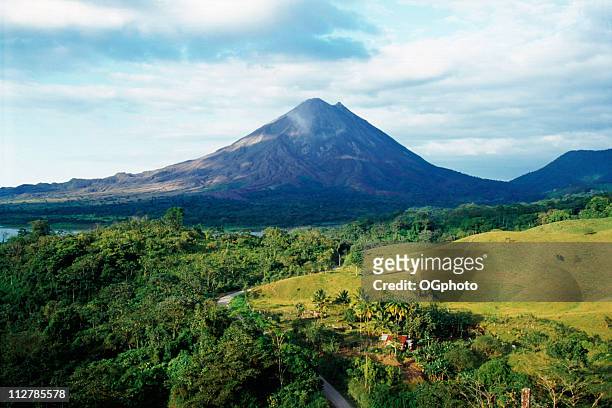outdoor photo with arenal volcano in costa rica - costa rica stock pictures, royalty-free photos & images