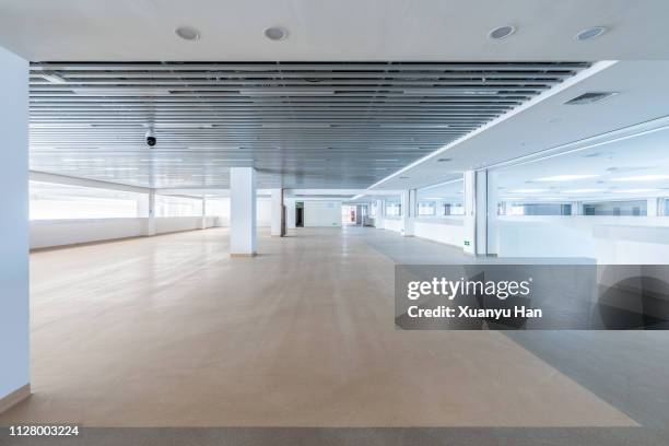 empty contemporary interior background - empty showroom stock-fotos und bilder