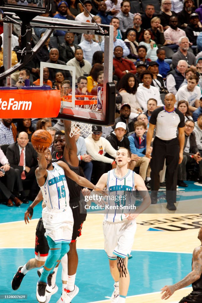 Hornets Rockets 2002 Kemba Walker of the Charlotte Hornets shoots the ball against the ...