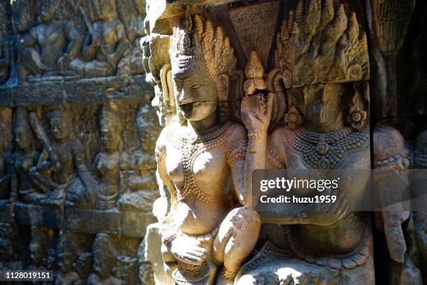 leperking terrace of angkor thom - シェムリアップ fotografías e imágenes de stock