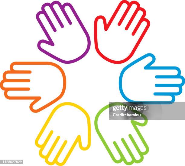 ilustraciones, imágenes clip art, dibujos animados e iconos de stock de palmas de la mano en círculo en el signo de la unidad de la diversidad - high five