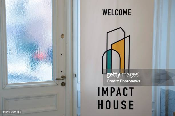 - Visite du Roi à Impact House - Bezoek van de Koning aan Impact House - Impact House s'adresse aux changemakers, à ceux qui veulent relever les...