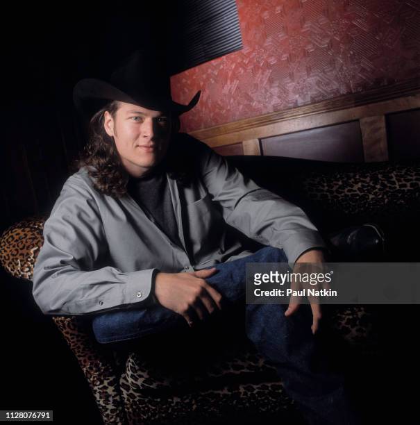 Portrait of American Country musician Blake Shelton as he poses at Magnum's nightclub, Chicago, Illinois, December 4, 2001.
