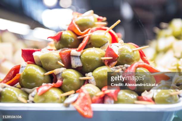 tapas made from olives - freschezza 個照片及圖片檔