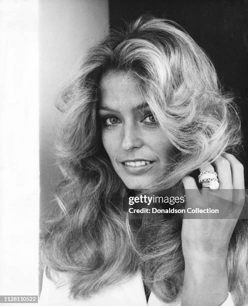 "Charlie's Angels" actress Farah Fawcett poses for a portrait in circa 1978.