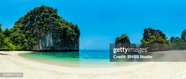 phi phi island, thailand - arquipélago imagens e fotografias de stock