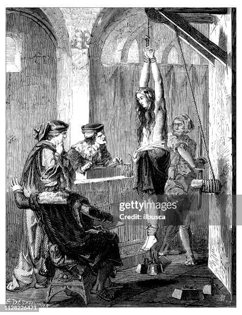 illustrazioni stock, clip art, cartoni animati e icone di tendenza di illustrazione antica di scoperte scientifiche, anestesia: tortura delle streghe - inquisizione spagnola