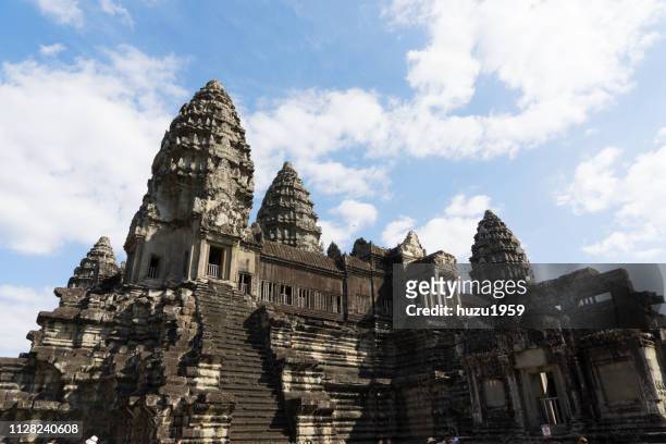 angkor wat - 考古学 stock pictures, royalty-free photos & images