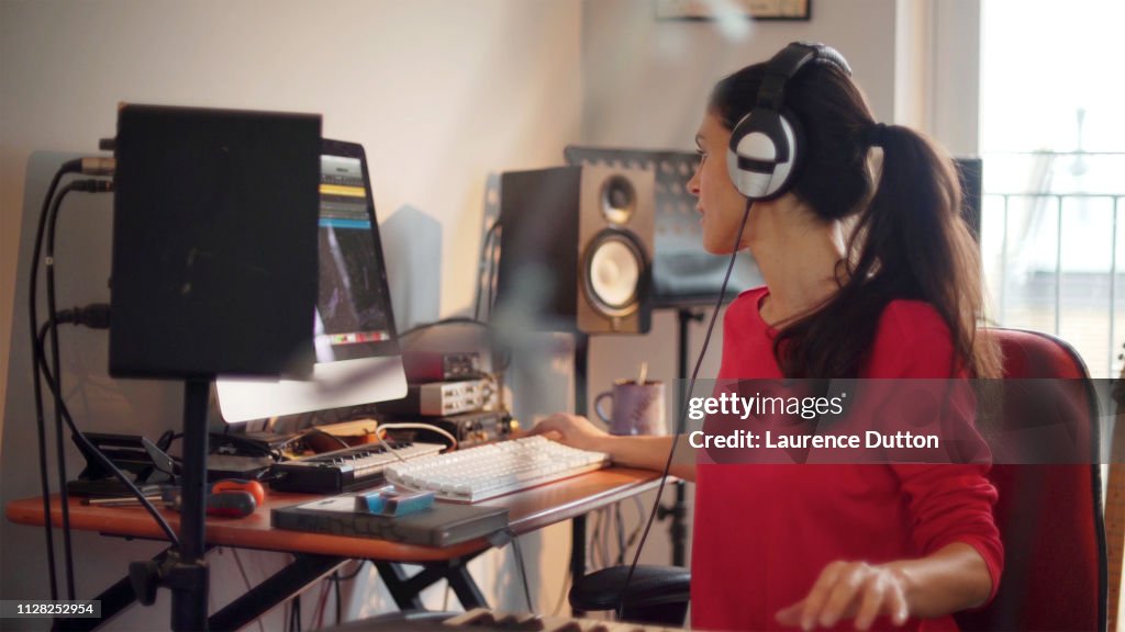 Electronic music woman