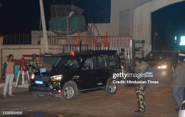 Convoy carries captured Indian pilot Wing Commander Abhinandan Varthaman after his arrival at Pakistani-India border post Wagah on March 1, 2019 in...