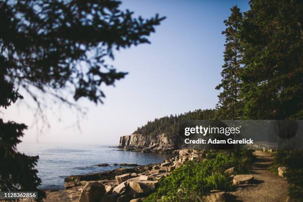 acadia national park iii - insel mount desert island stock-fotos und bilder