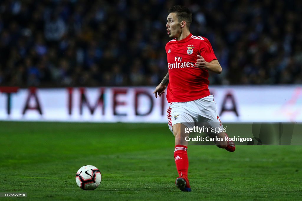 FC Porto v SL Benfica - Liga NOS