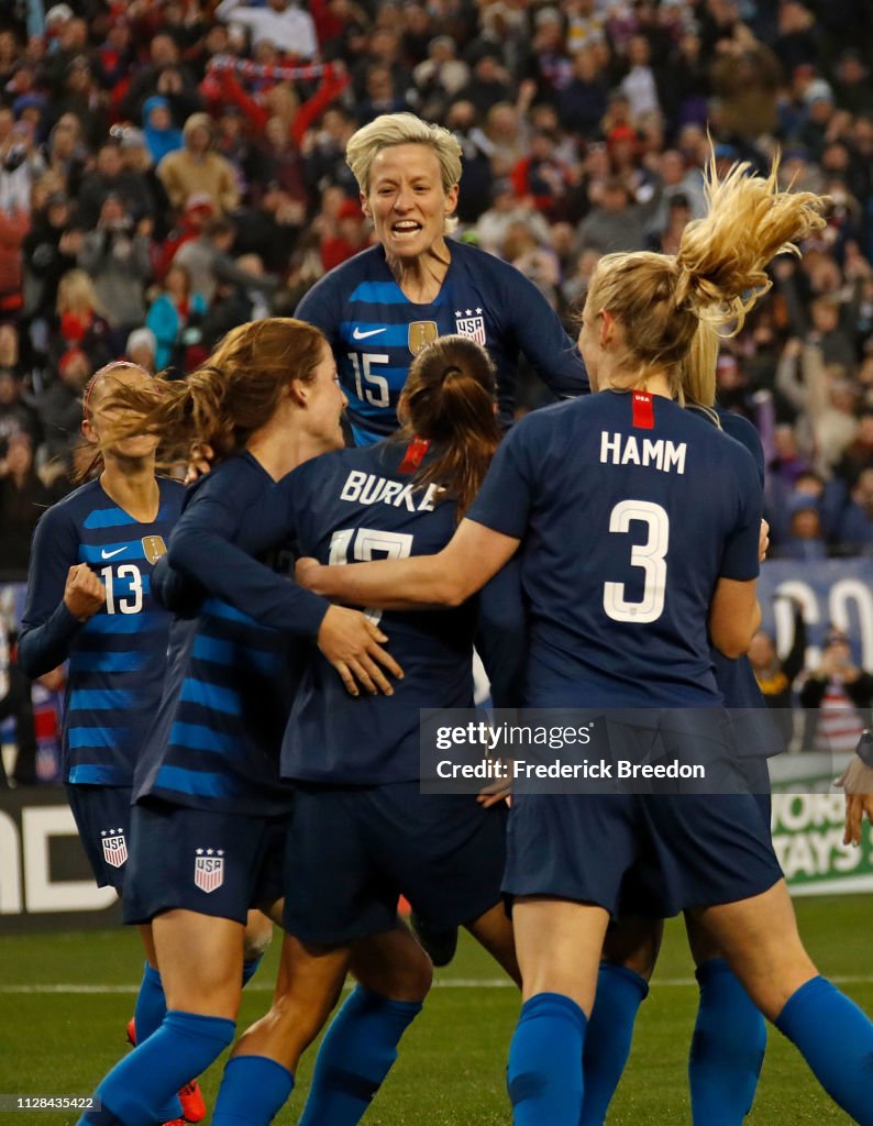 2019 SheBelieves Cup - United States v England